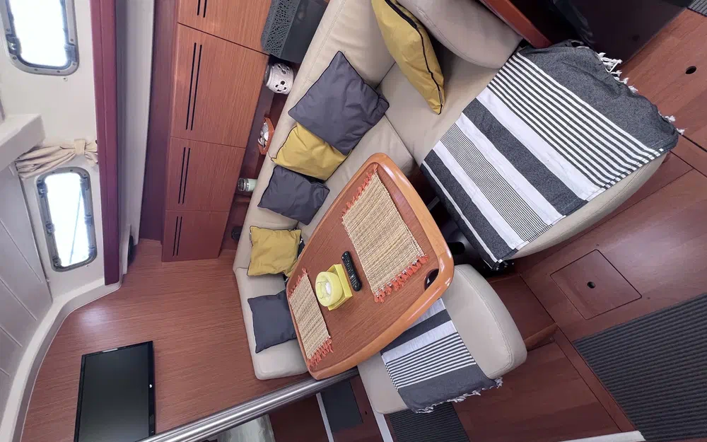 slider 49 Beneteau Cyclades 39.3