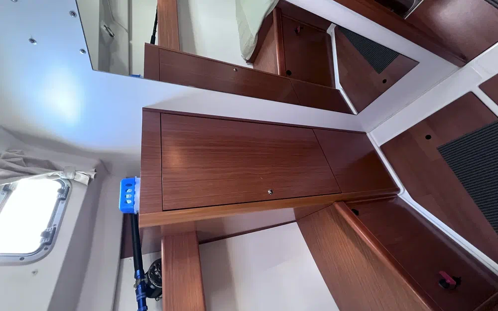 slider 56 Beneteau Cyclades 39.3