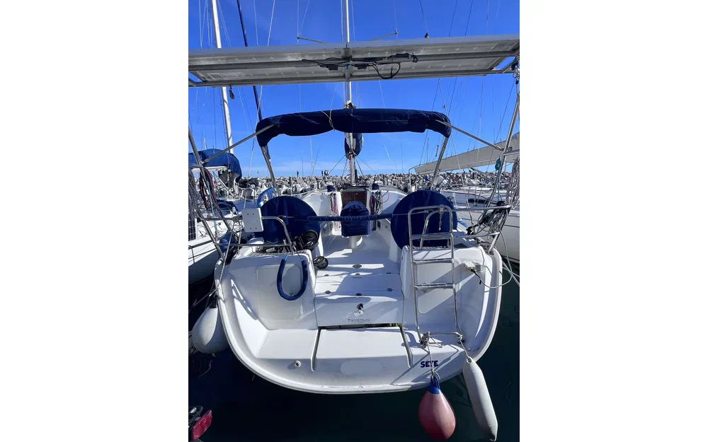 slider 5 Beneteau Cyclades 39.3