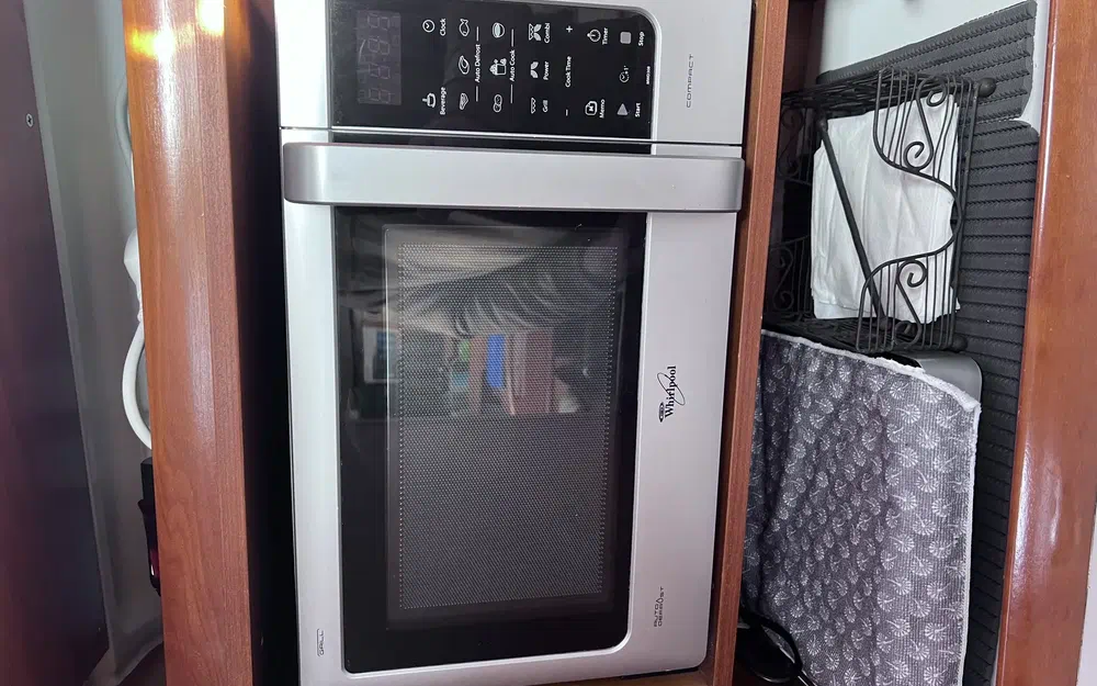 slider 60 Jeanneau Cap Camarat