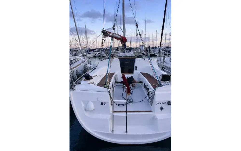 slider 12 Jeanneau Sun Fast 32 i