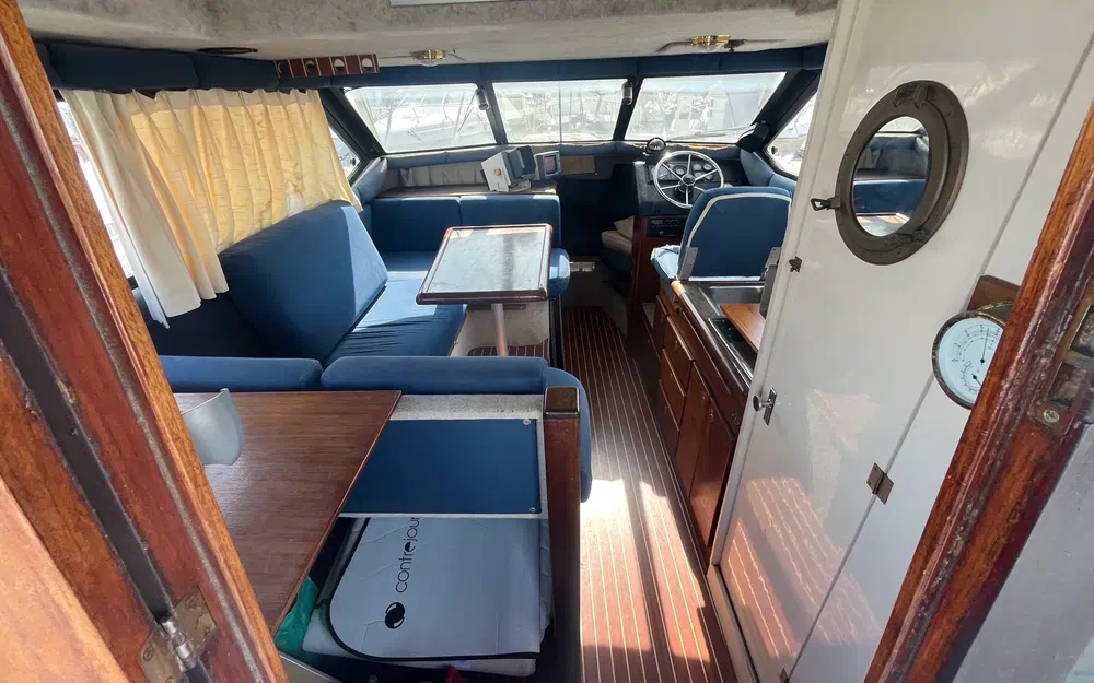 slider 7 Bayliner Cierra 2556