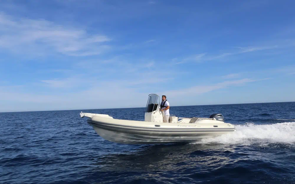 slider 6 Capelli Tempest 700 Luxe