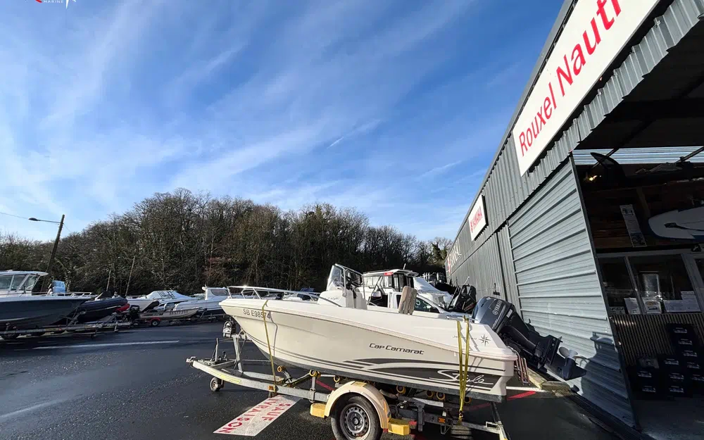 slider 2 Jeanneau Cap Camarat 4.7 CC Cap Camarat 4.7 Style