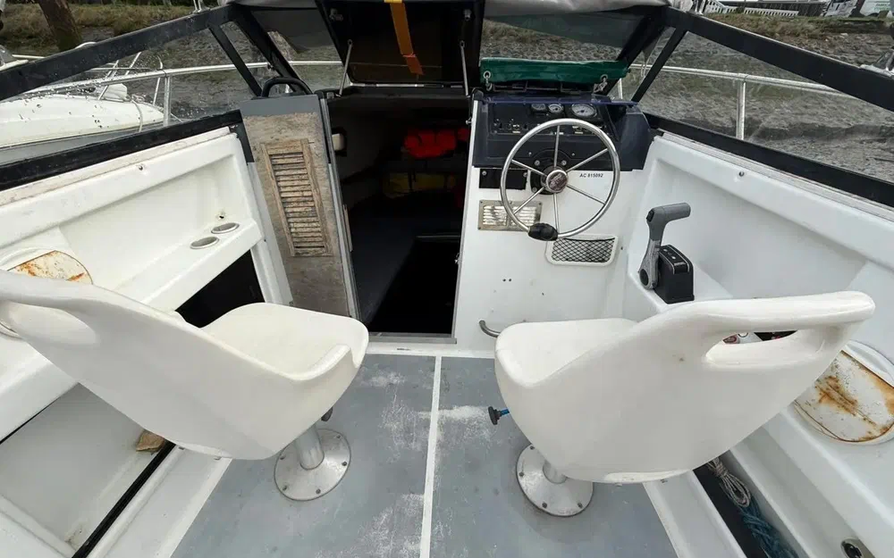 slider 6 Bayliner Trophy 2002