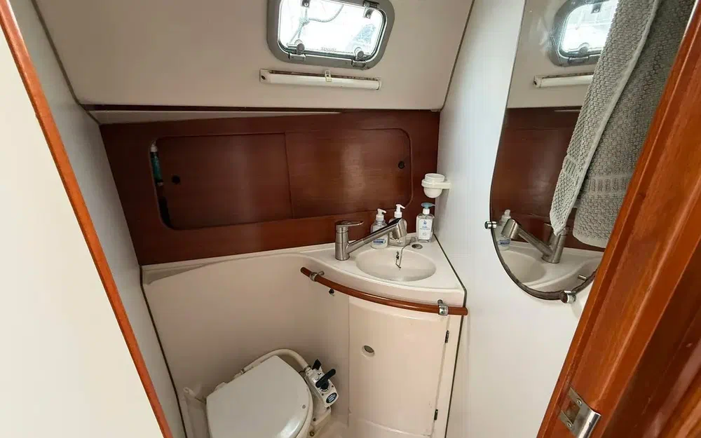 slider 22 Beneteau Oceanis 321