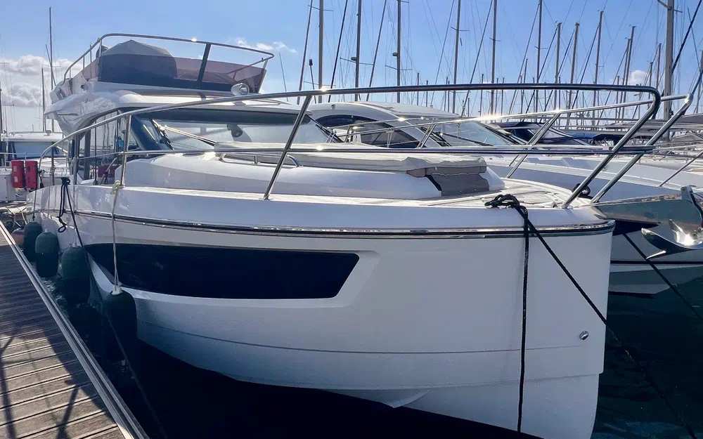 slider 0 Parker Monaco 110 Fly