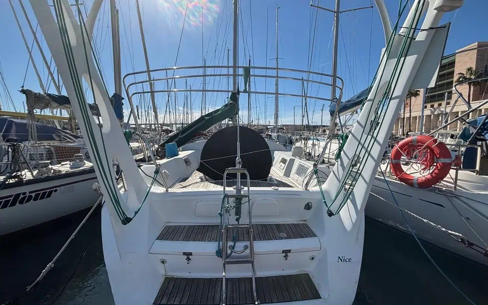 slider 2 Jeanneau Voyage 12.50