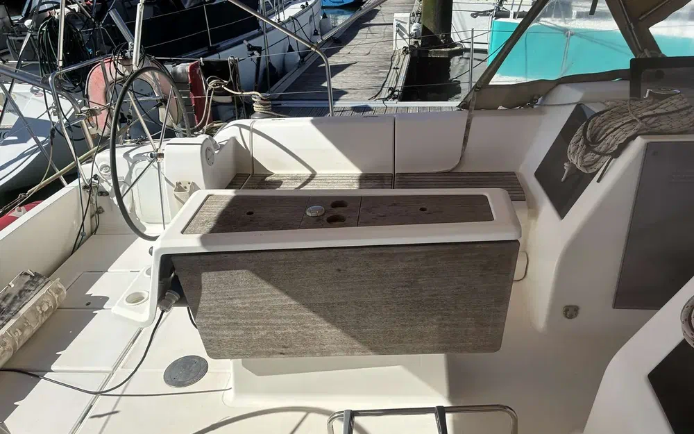 slider 10 Dufour 410 Grand Large