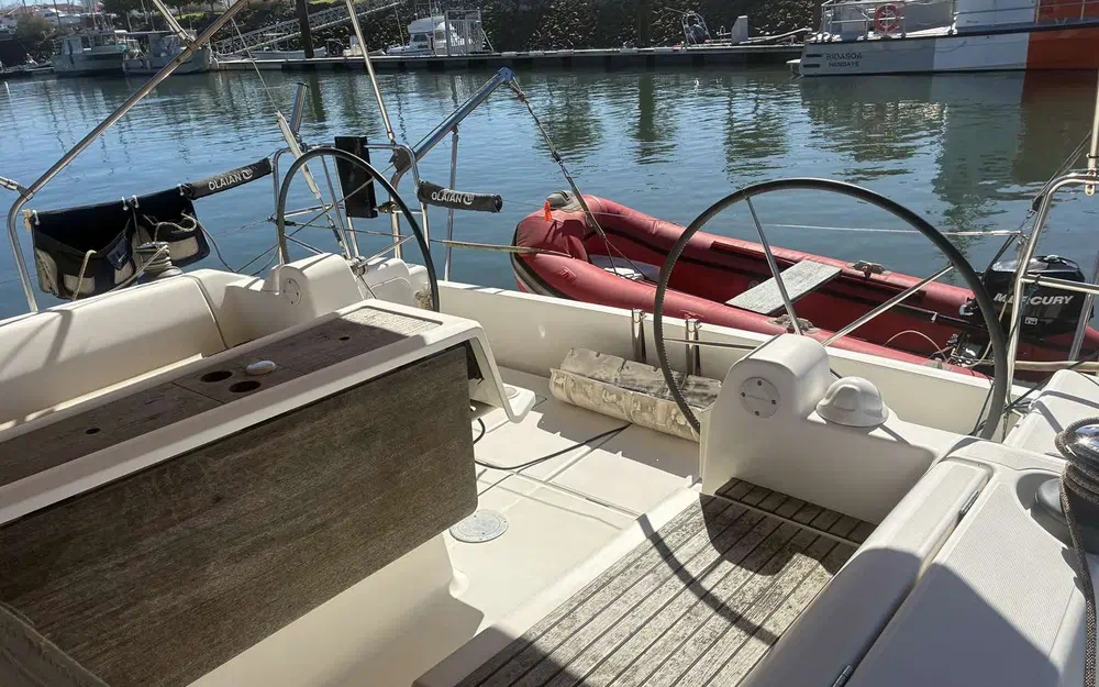 slider 14 Dufour 410 Grand Large