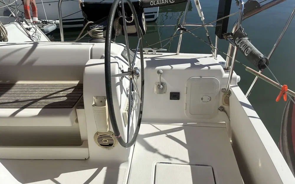 slider 16 Dufour 410 Grand Large