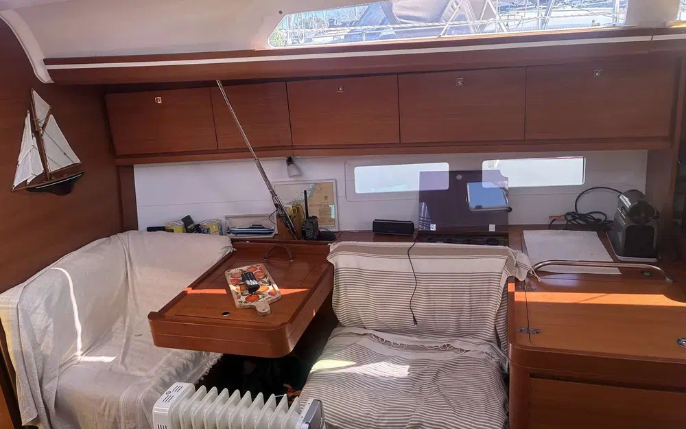 slider 35 Dufour 410 Grand Large