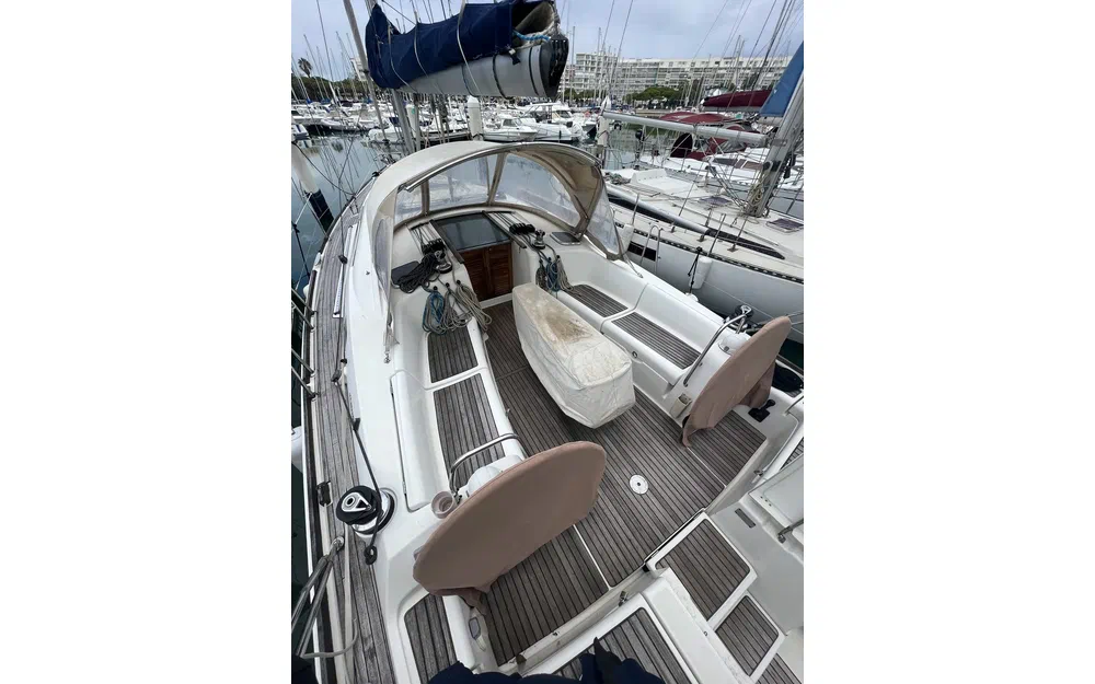 slider 11 Beneteau Oceanis 40