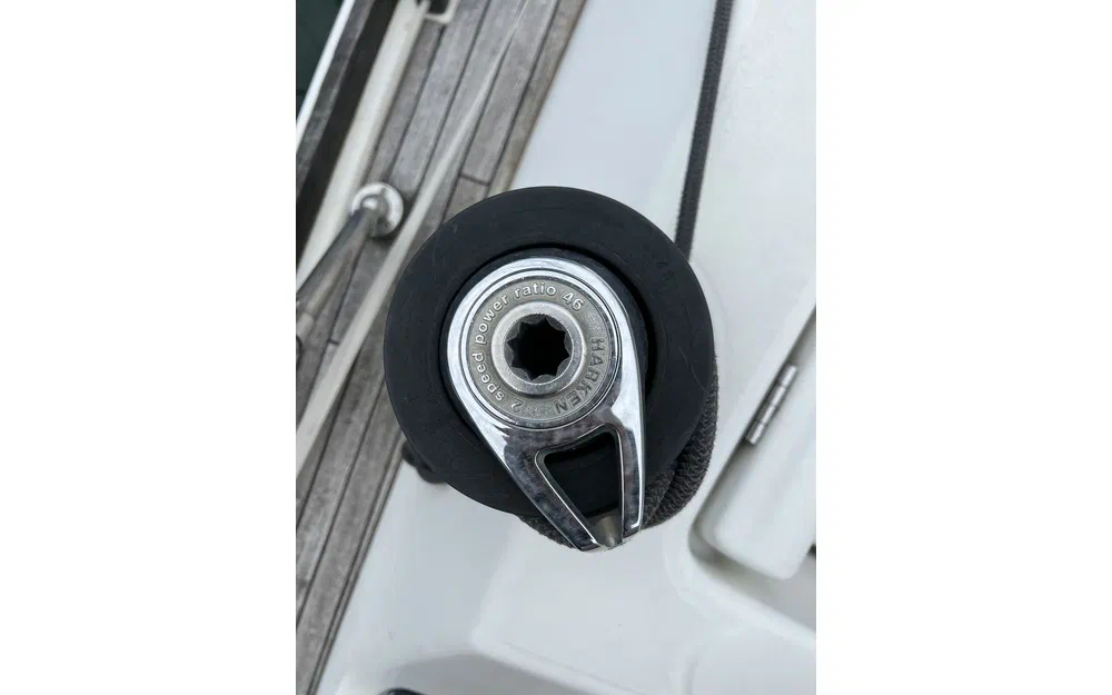 slider 12 Beneteau Oceanis 40