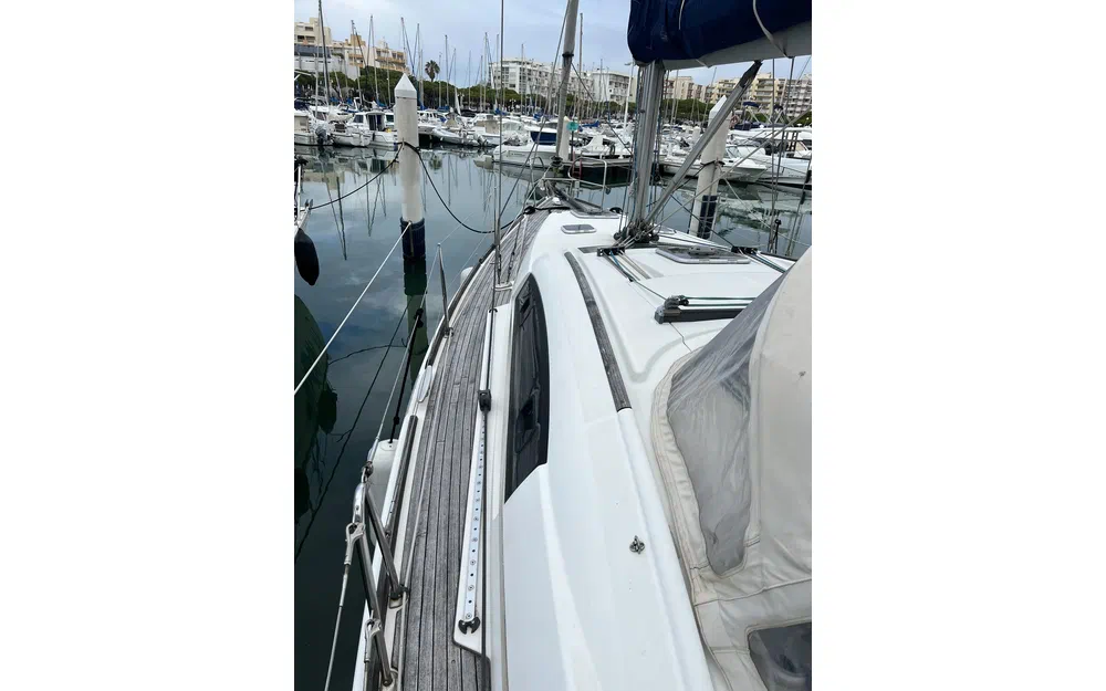 slider 17 Beneteau Oceanis 40