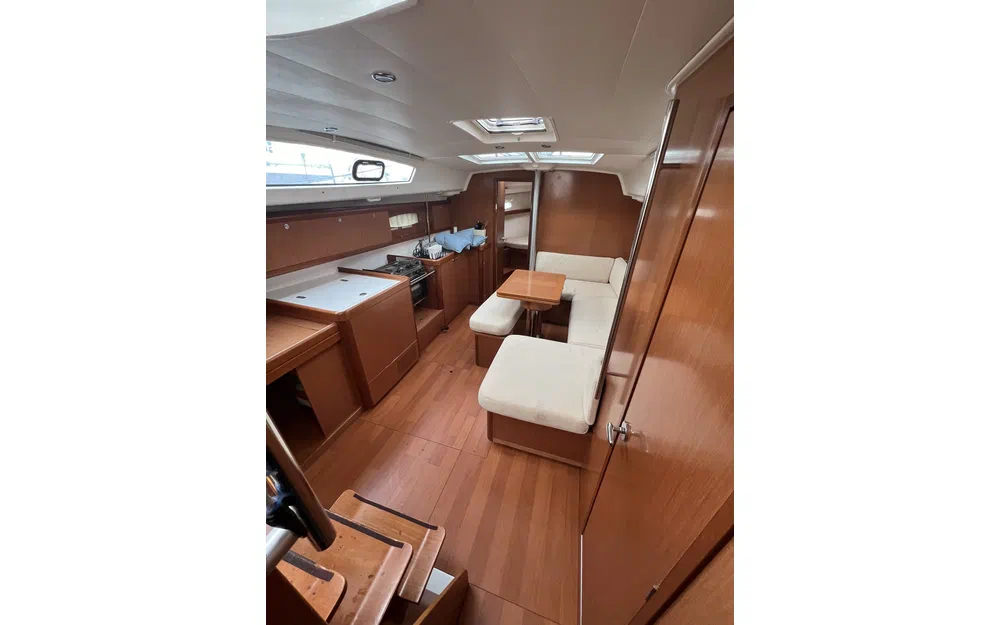 slider 42 Beneteau Oceanis 40