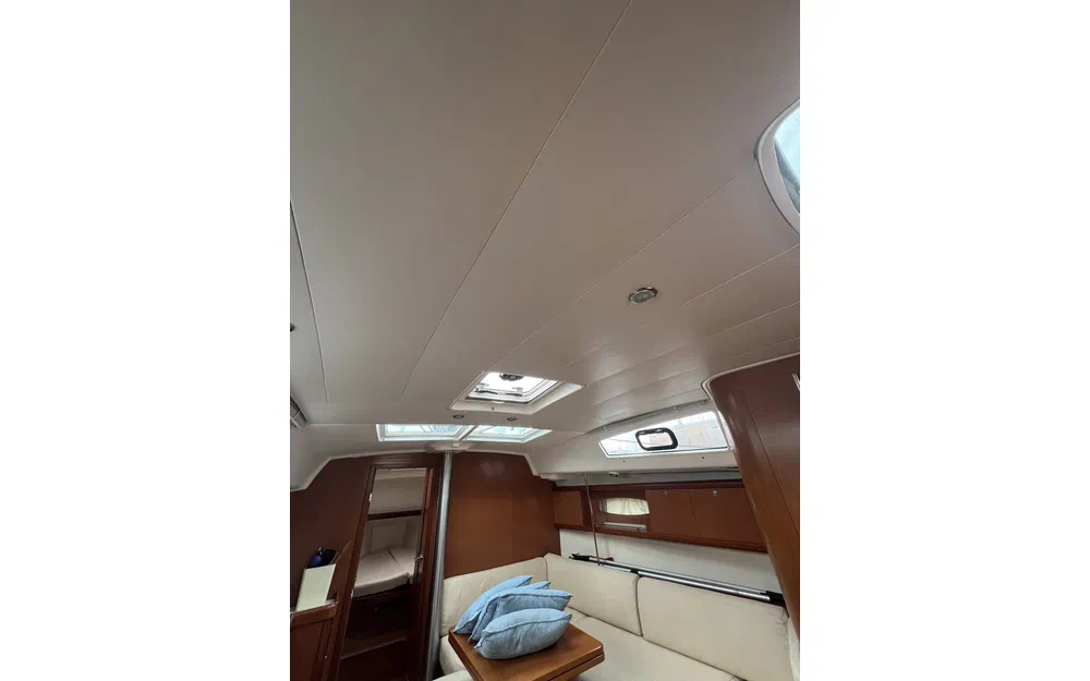 slider 49 Beneteau Oceanis 40