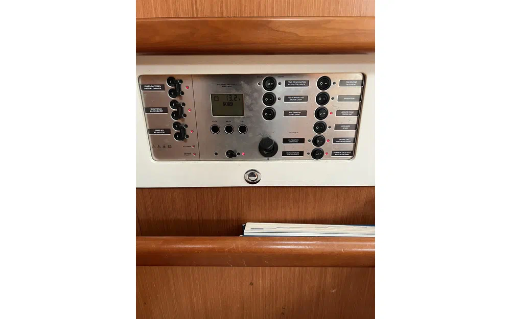 slider 58 Beneteau Oceanis 40