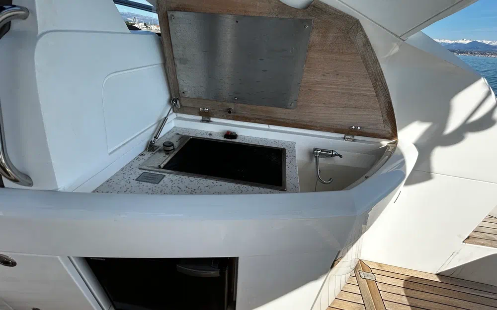 slider 11 Fairline Targa 38 Open