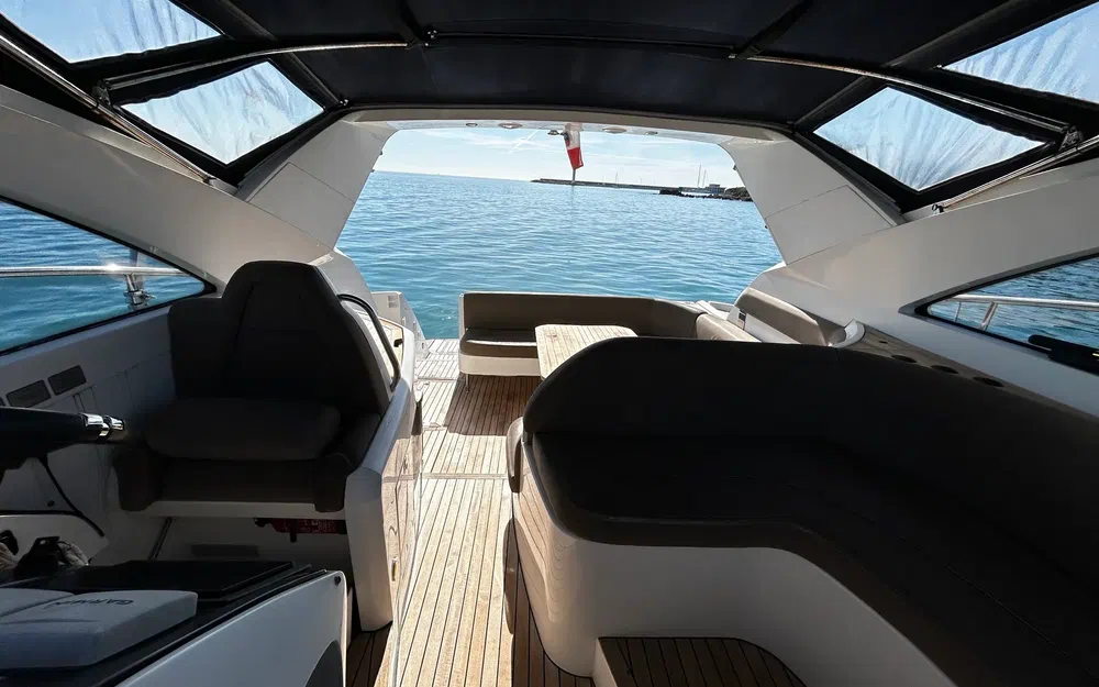 slider 18 Fairline Targa 38 Open