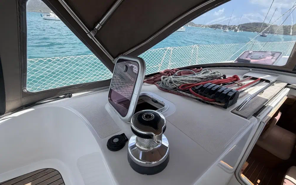 slider 21 Jeanneau Sun Odyssey 44i Performance