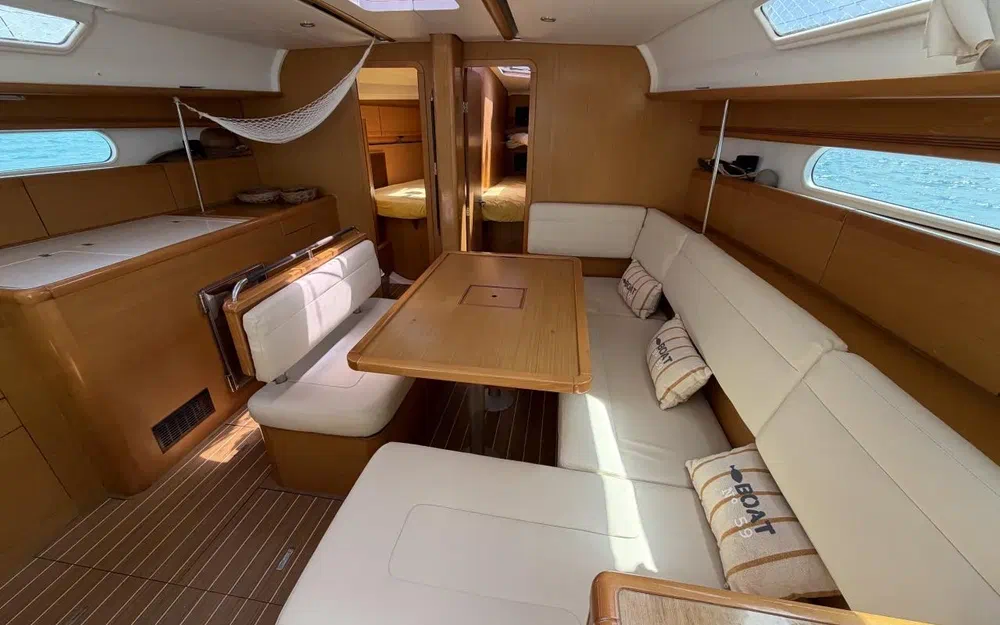 slider 25 Jeanneau Sun Odyssey 44i Performance