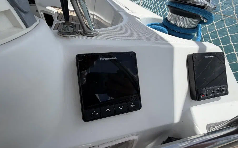 slider 7 Jeanneau Sun Odyssey 44i Performance