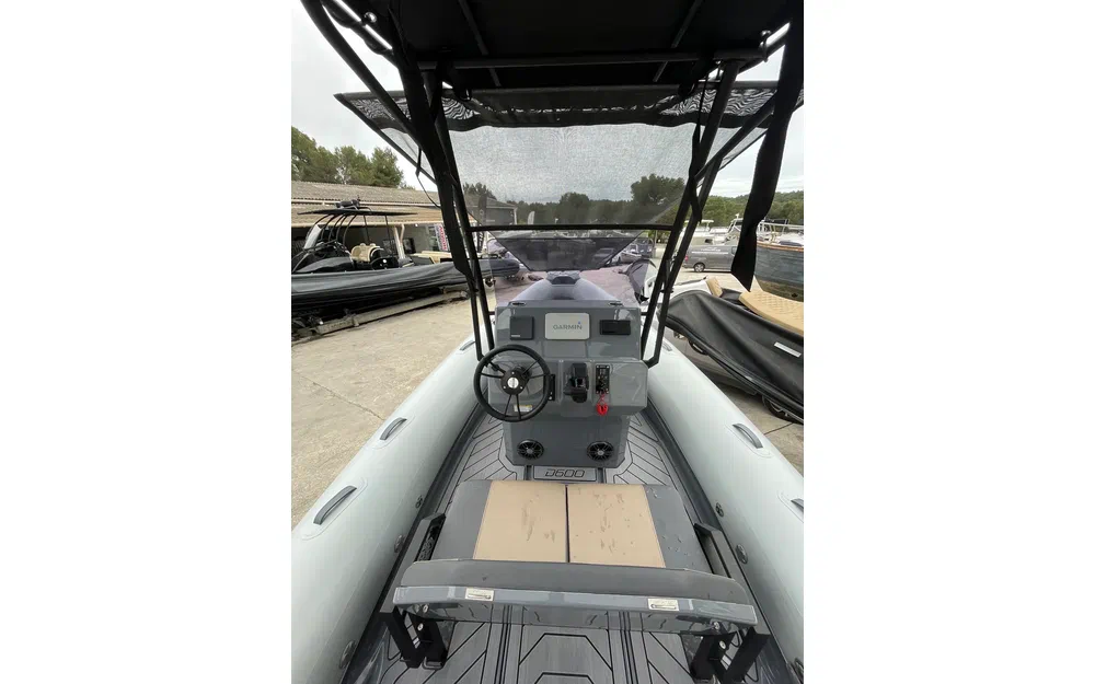 slider 3 Grand Drive Line D600 Lux