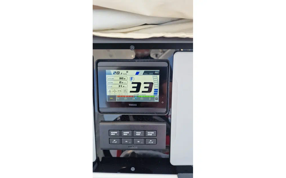 slider 11 Quarken 27 T-Top