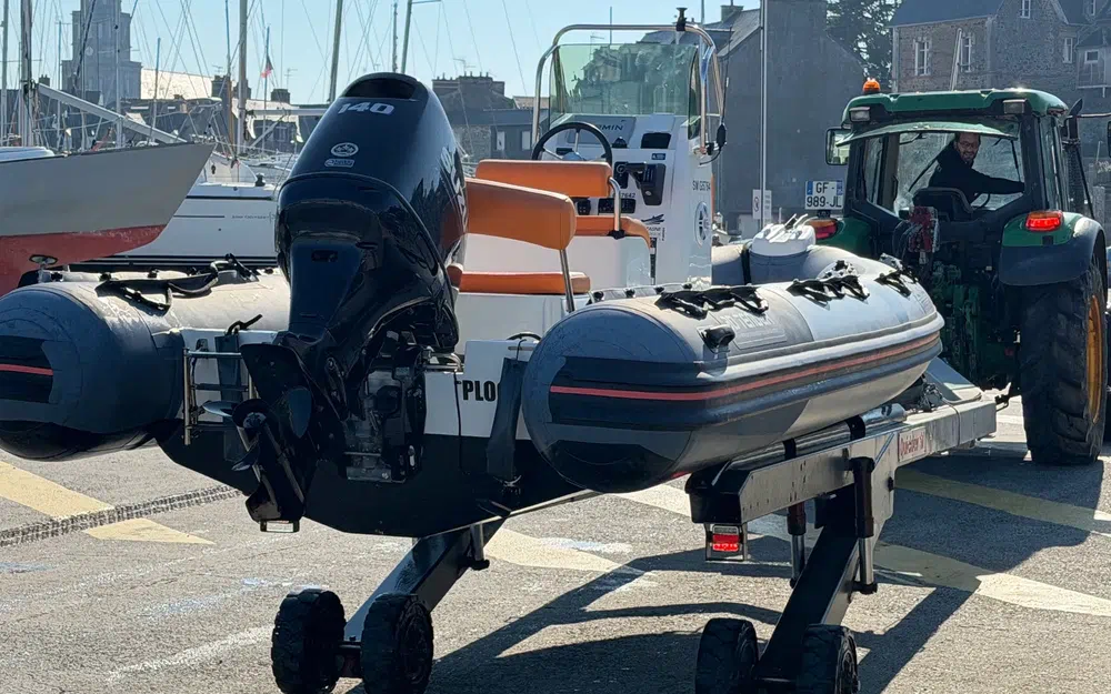 slider 2 3D Tender Patrol 650 Hypalon