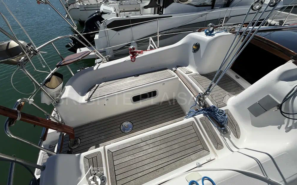 slider 2 Ronautica RO 300