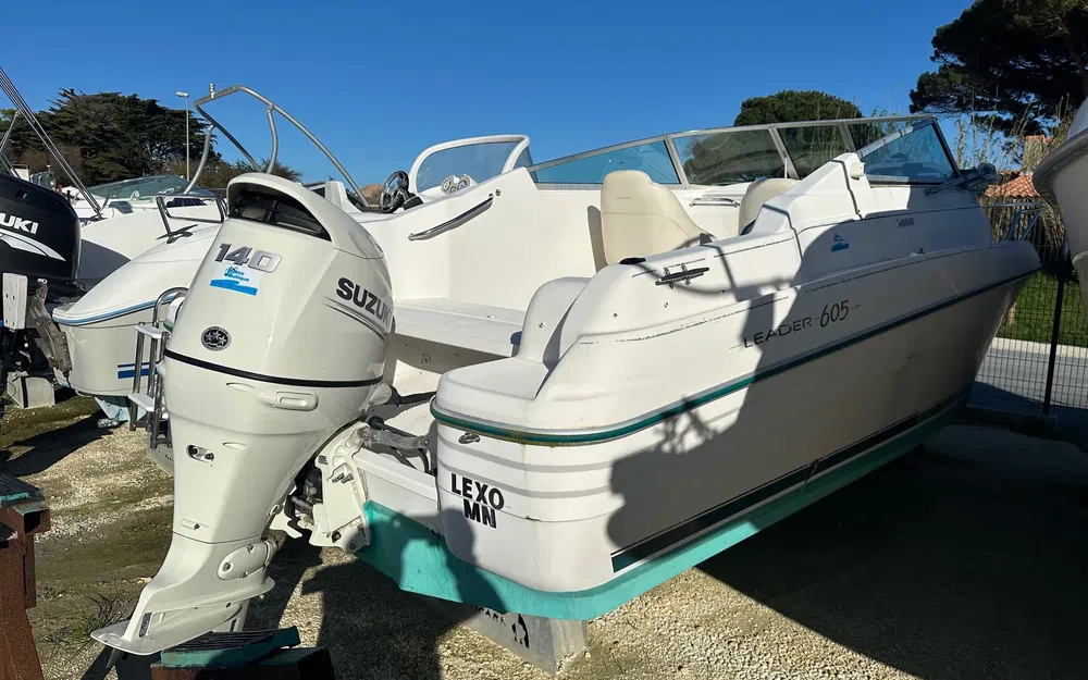 slider 1 Jeanneau Leader 605 Performance