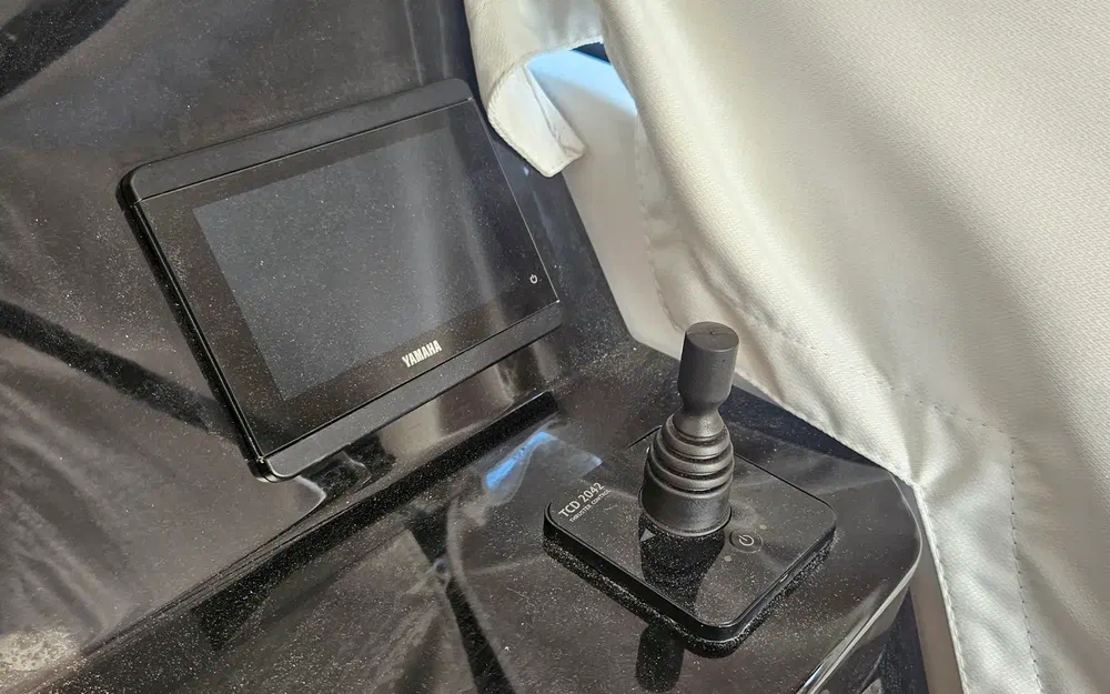 slider 3 Jeanneau Merry Fisher 695 Serie 2