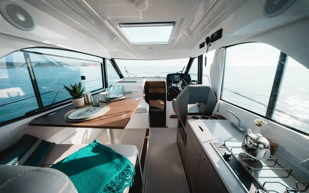 slider 3 Beneteau Antares 9 OB Antares 9 V2