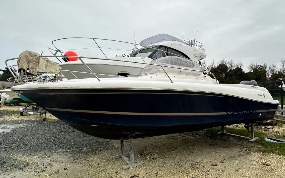 slider 0 Jeanneau Cap Camarat 715 WA