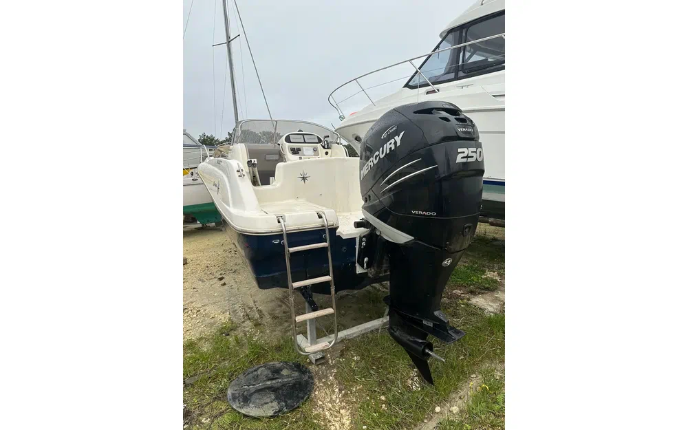 slider 2 Jeanneau Cap Camarat 715 WA