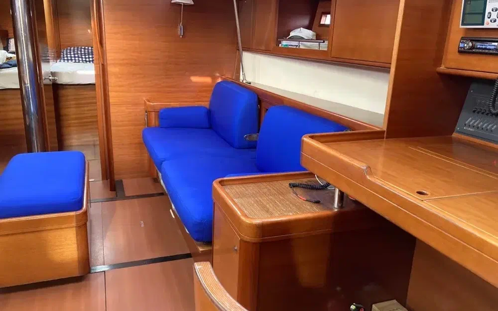 slider 9 Dufour 485 Grand Large