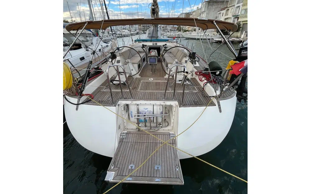 slider 6 Dufour 485 Grand Large