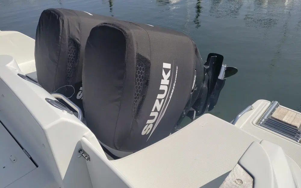 slider 5 Jeanneau Cap Camarat 8.5 CC