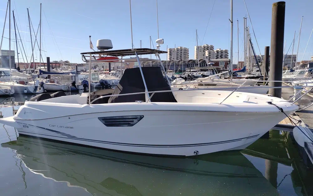 slider 2 Jeanneau Cap Camarat 8.5 CC