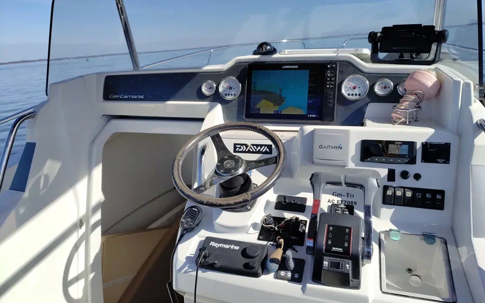 slider 16 Jeanneau Cap Camarat 8.5 CC