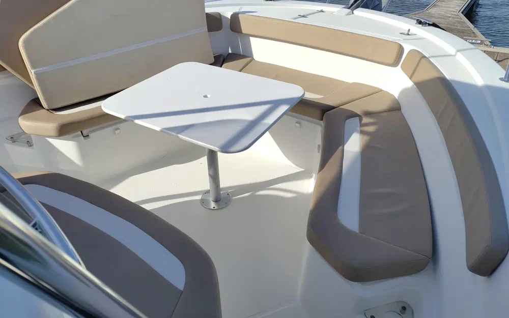 slider 21 Jeanneau Cap Camarat 8.5 CC