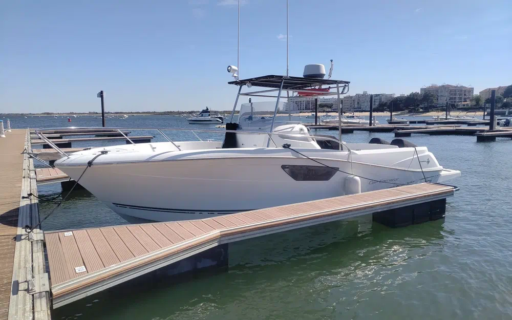 slider 1 Jeanneau Cap Camarat 8.5 CC