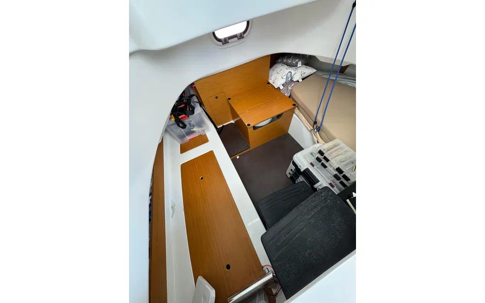 slider 28 Jeanneau Cap Camarat 8.5 CC