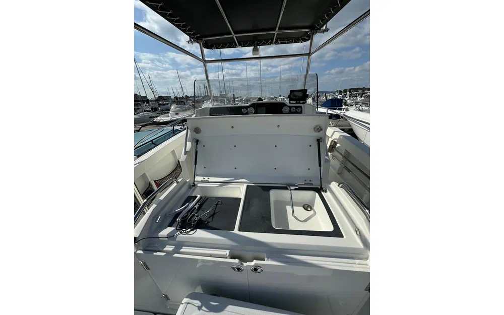 slider 30 Jeanneau Cap Camarat 8.5 CC