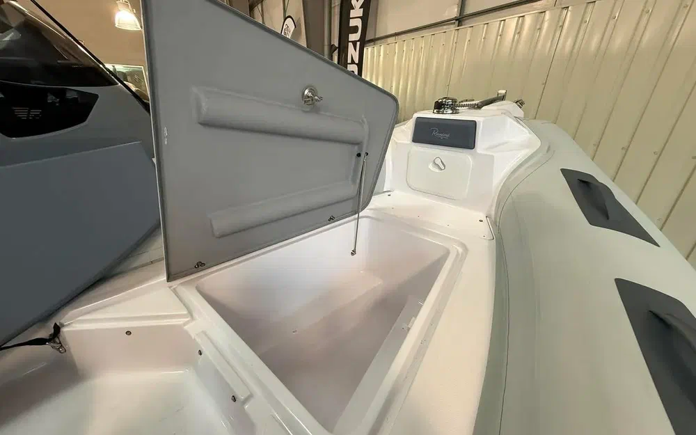 slider 23 Ranieri Cayman 26 Sport Diving