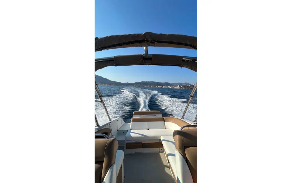 slider 1 Four Winns SL 262