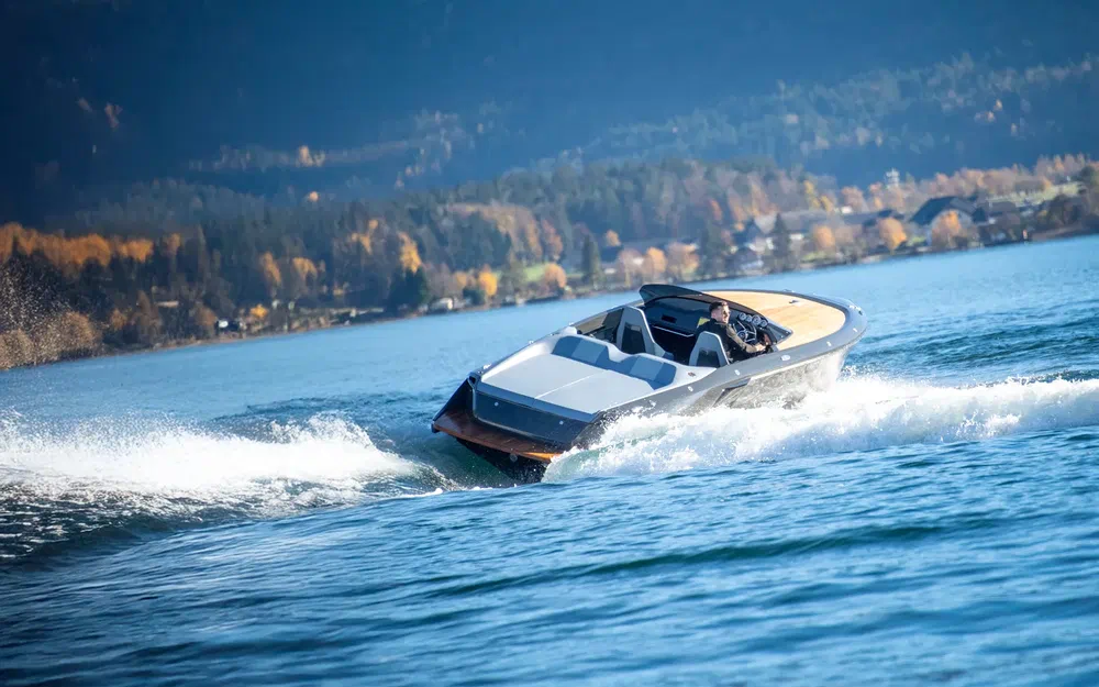 slider 20 Frauscher 797 Spectre