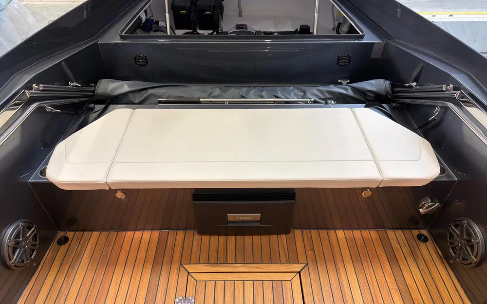 slider 9 Frauscher 797 Spectre