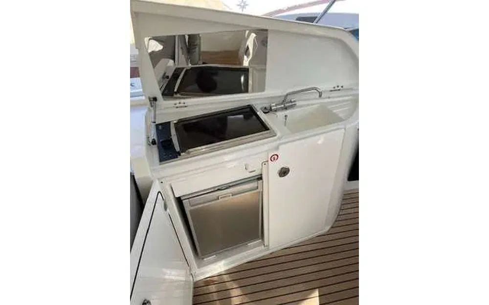 slider 5 Beneteau Grand Turismo GT 38